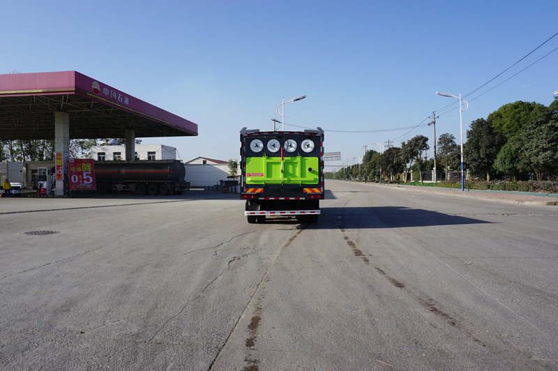 中洁牌XZL5182TXC6型吸尘车