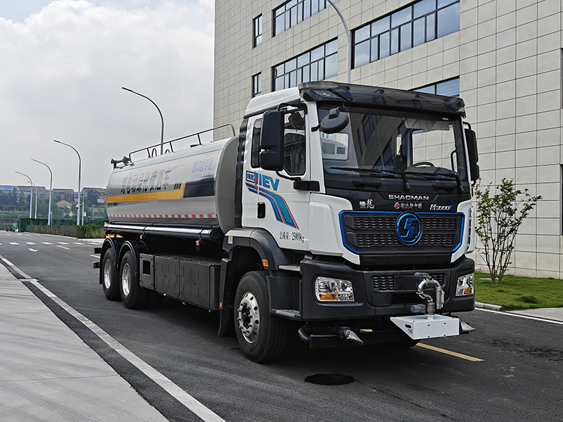 XZL5250GPSBEV型纯电动绿化喷洒车