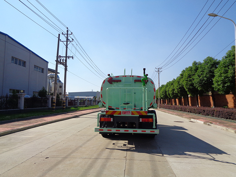 XZL5181GPSBEV型纯电动绿化喷洒车