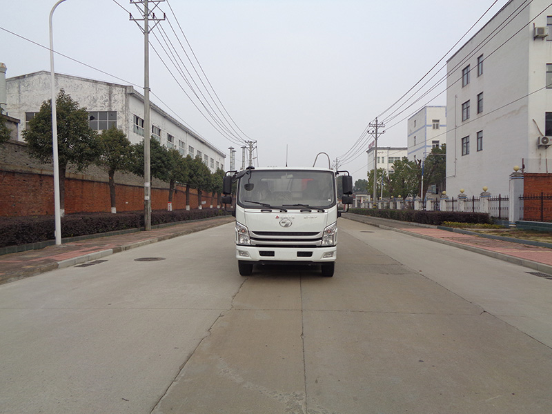 XZL5125ZYSBEV型纯电动压缩式垃圾车